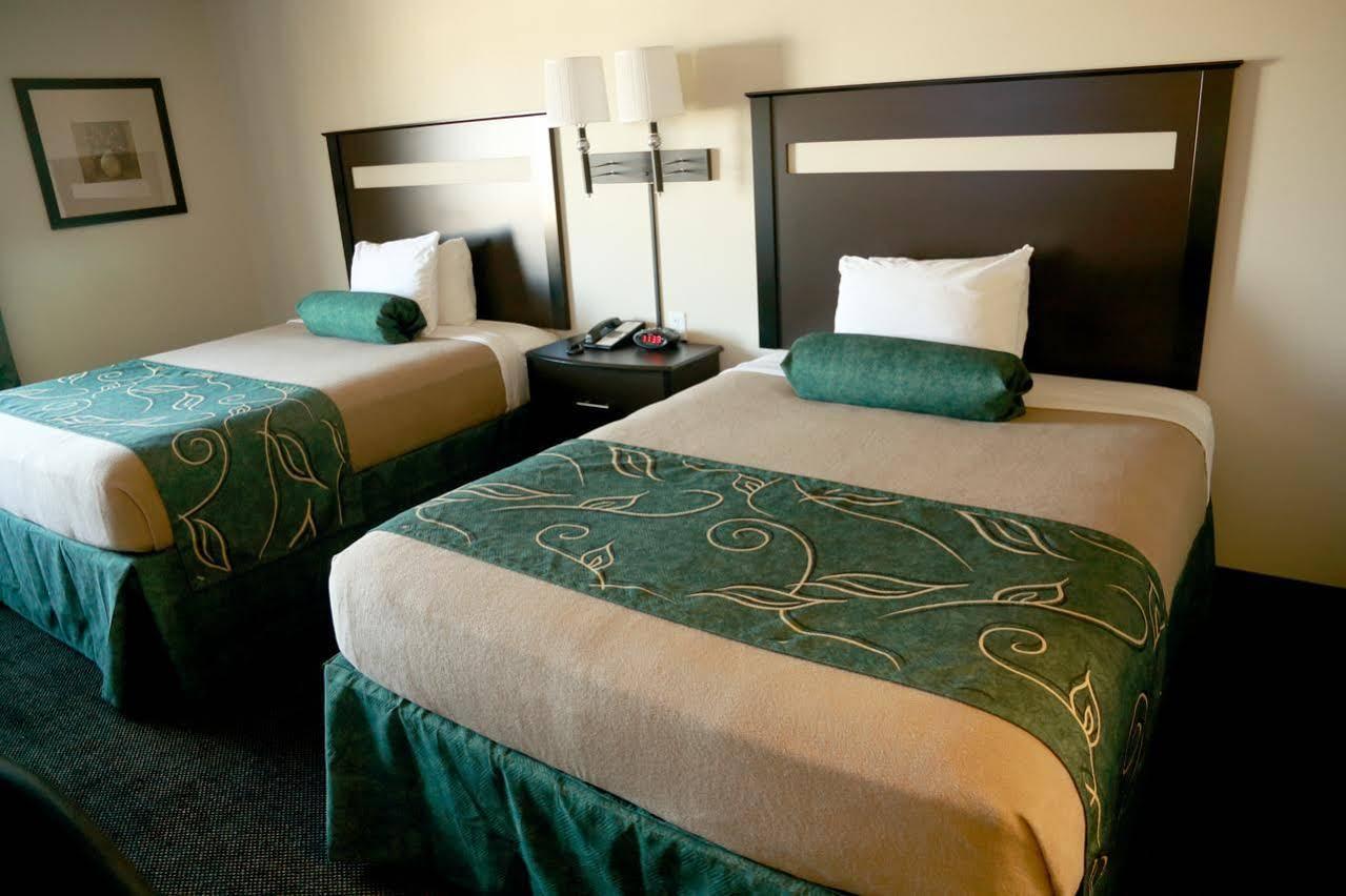 เบย์มอนต์ บาย วินด์แฮม เกลนวูด Hotel Glenwood ภายนอก รูปภาพ