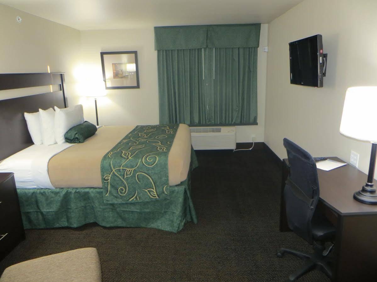 เบย์มอนต์ บาย วินด์แฮม เกลนวูด Hotel Glenwood ภายนอก รูปภาพ