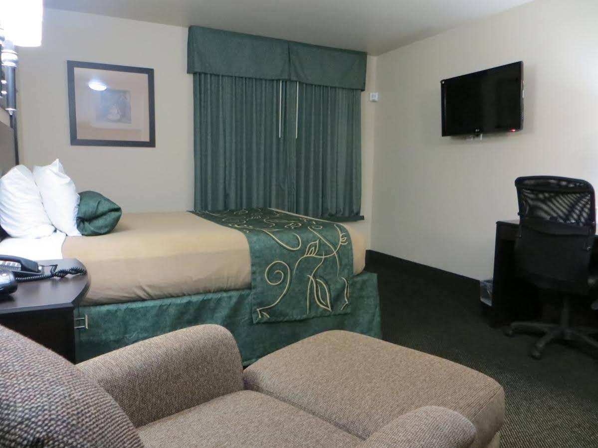 เบย์มอนต์ บาย วินด์แฮม เกลนวูด Hotel Glenwood ภายนอก รูปภาพ